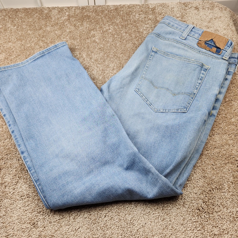 American Eagle Original Boot Jeans Mens 40x32 Light Wash Blue Extreme Flex